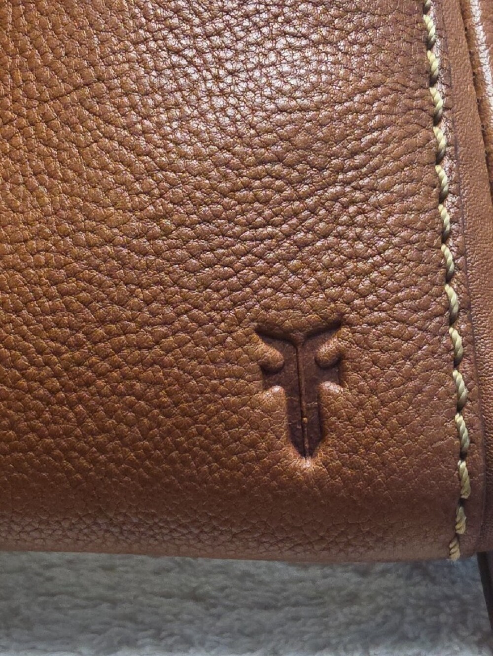 FRYE Chestnut Brown Leather Wristlet/Crossbody - Picture 2 of 7